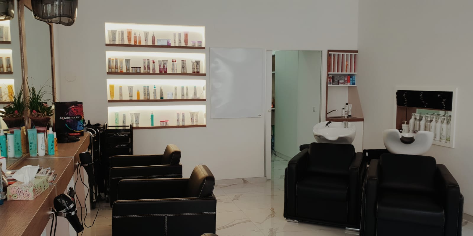 Innenansicht Salon
